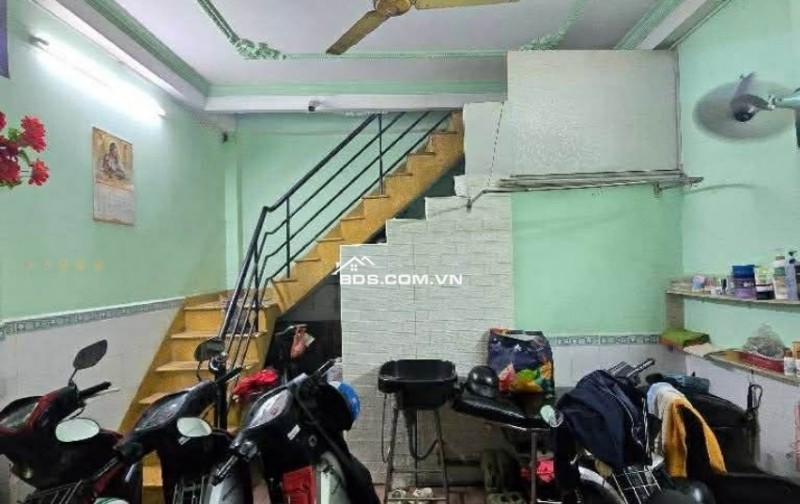 NHÀ XINH XẮN KHU CƯ XÁ TỰ DO-CMT8